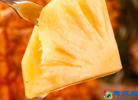  菠萝怎么吃最甜（教你正确做法，菠萝超甜不扎嘴）