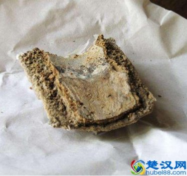  马桶堵了如何自己快速疏通（原来马桶堵了只要一壶开水就能搞定）