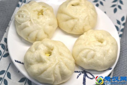  包子面如何又白又松软（包子馒头怎么才能蓬松又柔软）