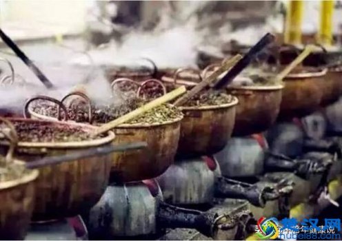  熬中药用什么锅（熬煮中药用什么样的锅最适合？）