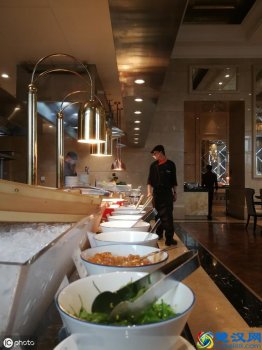  开火锅店都需要什么证件（开火锅店需要哪些材料）