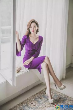  高跟鞋配什么裙子好看（女人高跟鞋搭配大全）秒变小仙女