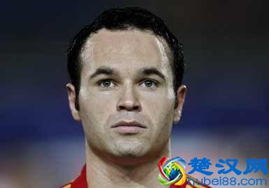  伊涅斯塔为什么叫小白（伊涅斯塔小白外号由来）