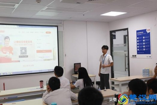  女生大专学什么专业好就业（专科生学这8个就业本科生更吃香）