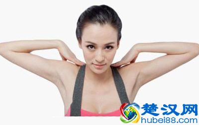  怎么样瘦手臂上的脂肪比较快（上半身胖背厚的原因）