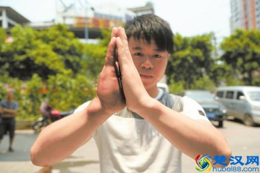  内功铁砂掌怎么练（铁砂掌砂袋内装什么好）