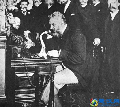  贝尔发明了什么（贝尔实验室改变世界的神奇技术和发明）