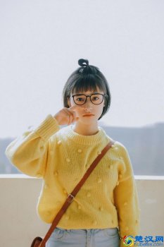  娃娃领针织衫怎么搭配（娃娃领趣味解析）