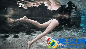  怎么学游泳 初学者（零基础自学游泳）