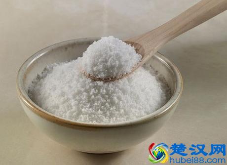  长期用盐洗脸会怎么样（）