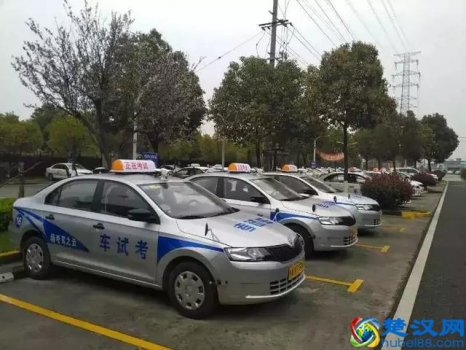  2019上海学车费用是多少钱，几月份报驾校最便宜