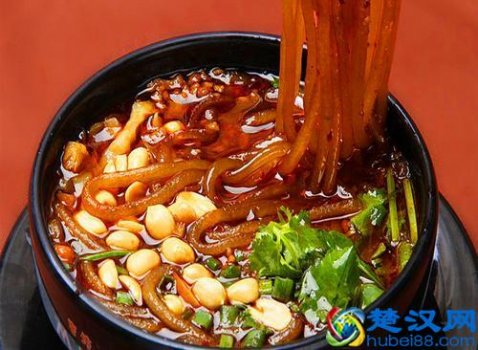  怎样做酸辣粉（在家怎么做酸辣粉）