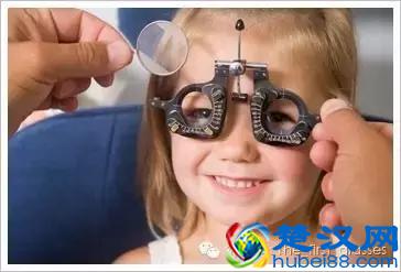  近视眼治疗仪作用及价格（近视眼 治疗仪 对 近视有用吗）