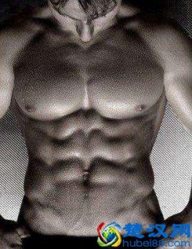  胸肌怎么练最快出轮廓（教你如何最快练出胸肌轮廓）