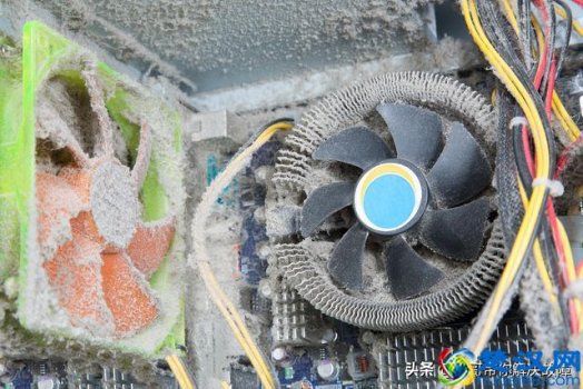  电脑cpu温度过高怎么办（温度过高原因以及正确降温方法）