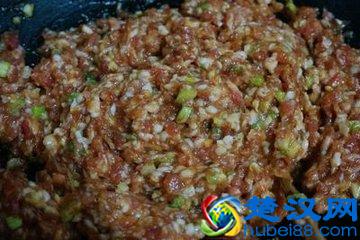  饺子馅怎么做好吃（饺子馅怎么调好吃？）