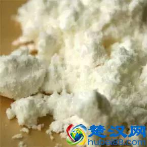  什么是全脂奶粉（全脂奶粉和脱脂奶粉如何选择）