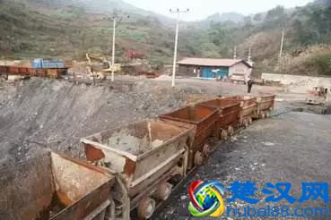  矿权交易的基本因素，一个矿业公司中两个矿权交易