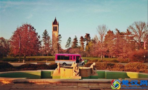  爱荷华大学什么时候成立的（爱荷华大学热门专业有哪些）