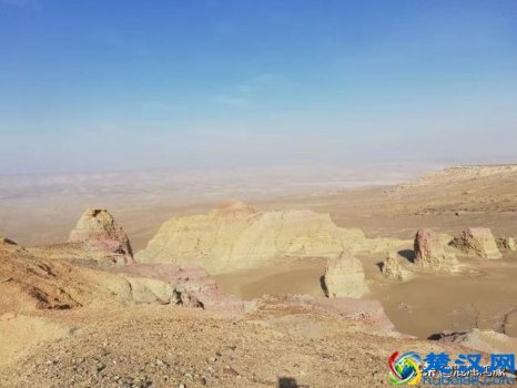  陨石是什么物质组成（陨石里含有的化学成分和矿物元素）