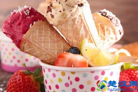  冰淇淋店什么时候是旺季（冰淇淋店淡季该怎么经营）