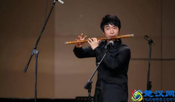  笛子初学者怎么练气息（笛子入门书籍那些好）