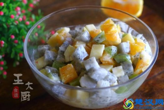  水果沙拉的做法，在家这么做真的很简单！