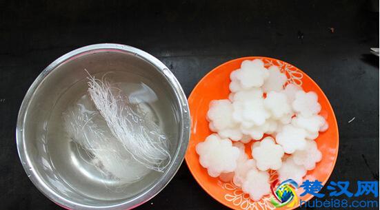  羊肉丸子汤的做法有哪些！