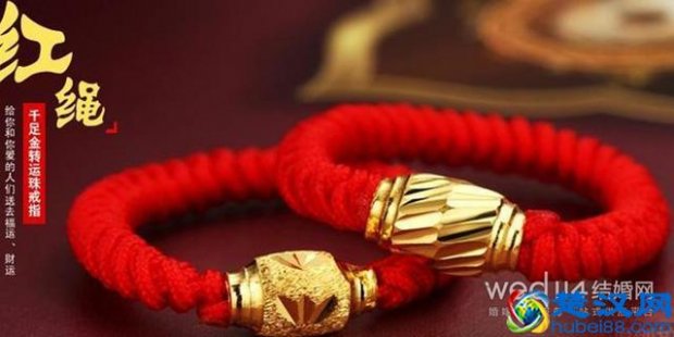 女生食指戴戒指什么意思(附:带戒指的含义)