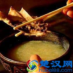  鸡肋是什么意思？鸡肋这一词出自于哪里