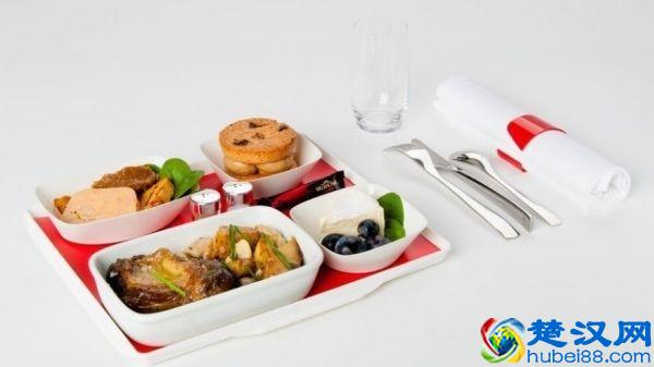  美国国内机票多少钱（美国国内航班哪些提供免费餐食）