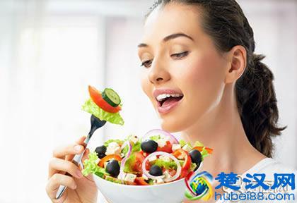  30岁女人保养吃什么（女人必吃的保养品）