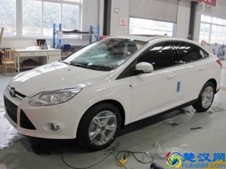  养车一年多少钱（月薪5000能养得起车吗）