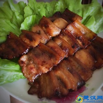  五花肉怎么做好吃肥而不腻！