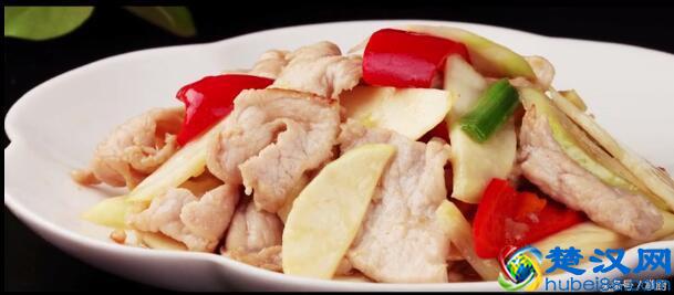  茭白炒肉怎么做才嫩，需要焯水吗！