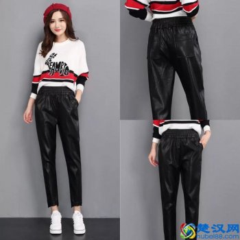  皮裤搭什么衣服好看呢（女生皮裤配什么上衣）