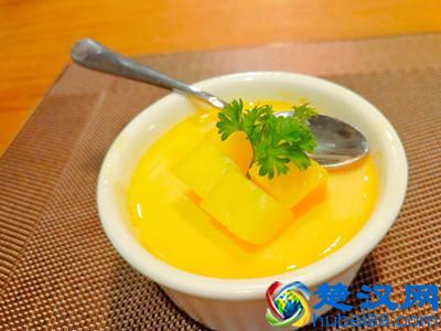  女生最喜欢什么甜品（为什么那么多女生都喜欢吃甜品）