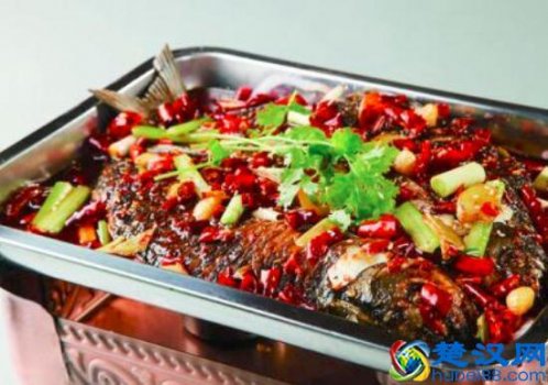  烤鱼怎么做好吃（自己在家做烤鱼要准备什么）