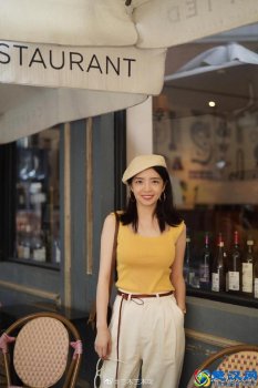  女休闲裤搭配什么衣服好看吗（教你如何秒变潮人）