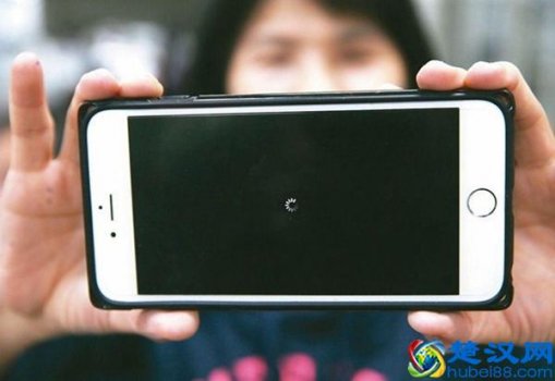  苹果手机开不了机、黑屏怎么办？所有故障解决的方法