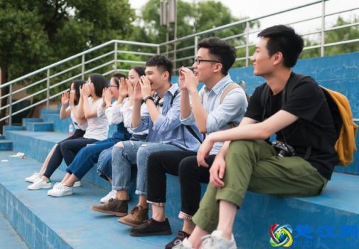  男生学什么专业好就业（未来就业前景最好的几大专业推荐）