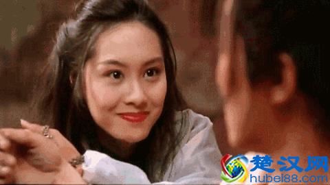  泪沟黑眼圈形成的原因（黑眼圈泪沟怎么去）