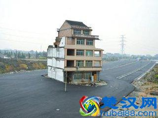  什么叫钉子户(钉子户可以强拆吗)