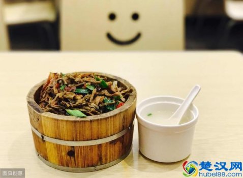  口味一流的木桶饭炒菜配方配料（只需1招在家就能轻松搞定木桶饭）