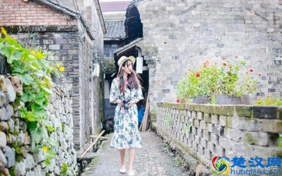  摆地摊卖袜子什么地方好卖（4种最适合人穿的袜子）