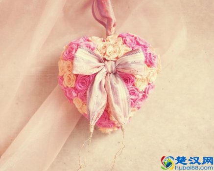  喜欢粉色的女生是什么性格（心理专家教你喜欢各色女生都是什么性格）