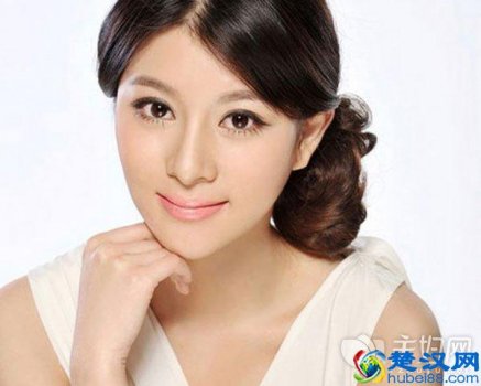  女性脸上角质层薄怎么办（角质层薄如何修复）