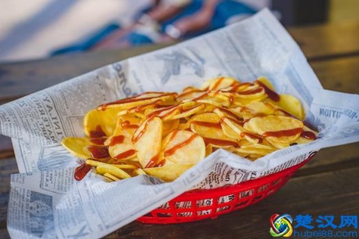  乐事薯片价格与热量（乐事薯片容易碎大揭秘）