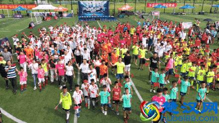  唱歌快闪什么意思（玩转“快闪”：创意、内容、颜值一个都不能少）