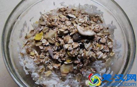  减肥晚餐吃什么有营养（推荐几款低脂肪晚餐食材）